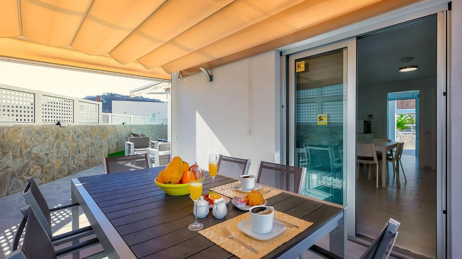 Villa Rosa-Soleada Villa Privada Con Piscina Climatizada & Wifi En Tauro-Mogan La Playa de Tauro Spain